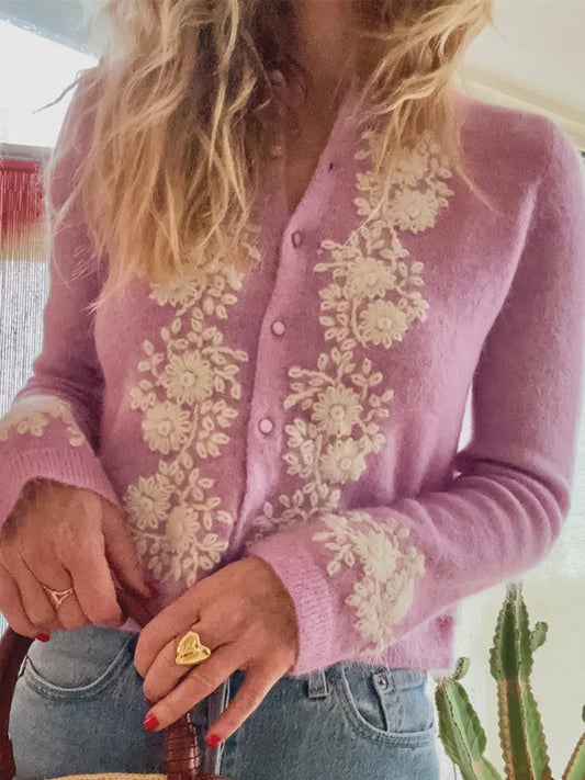 Cardigan Brodé Fleuri – Style Vintage & Finitions Soignées