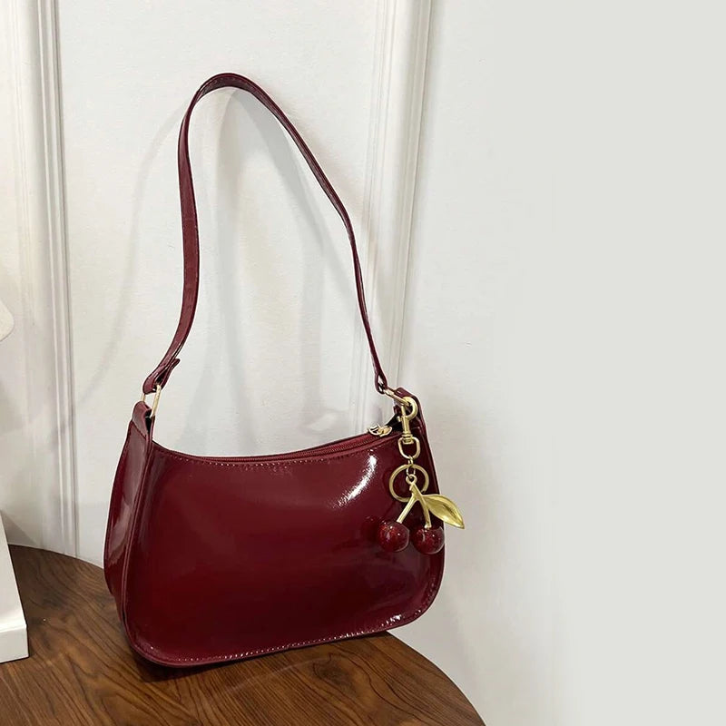 Sac à Main Femme en Cuir PU – Pendentif Cerise, Bandoulière & Style Fashion Quotidien